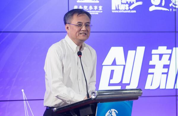 钱颖一：创新人才的教育，仅靠知识积累就可以吗？我的回答是否定的。