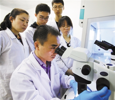 d02788d8dfa01aa828493e d02788d8dfa01aa828493e