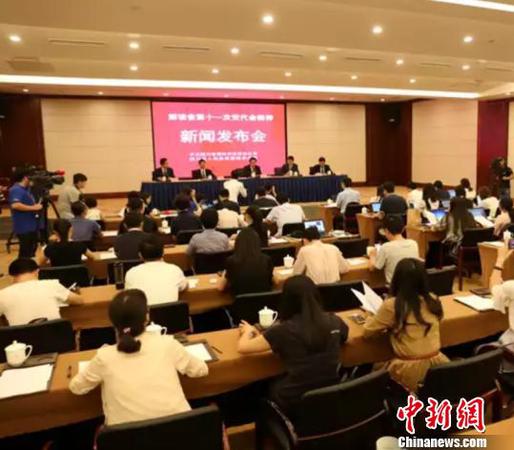 图为新闻发布会现场 钟欣 摄 图为新闻发布会现场 钟欣 摄