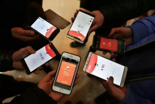 <a target='_blank' href='http://www.chinanews.com/'>中新社</a>记者 泱波 摄 点击进入下一页