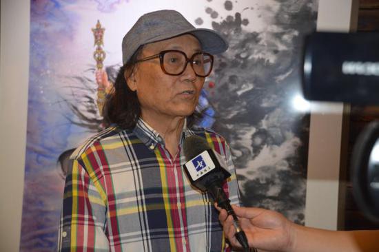 当代国画大师石齐先生接受书画频道采访