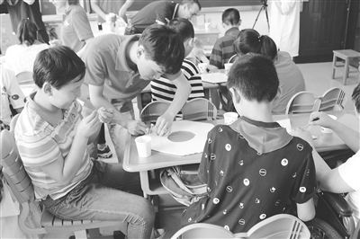 res04_attpic_brief res04_attpic_brief