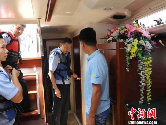 厦门游艇帆船组团直航金门盼厦金“蓝色公路”早日贯通