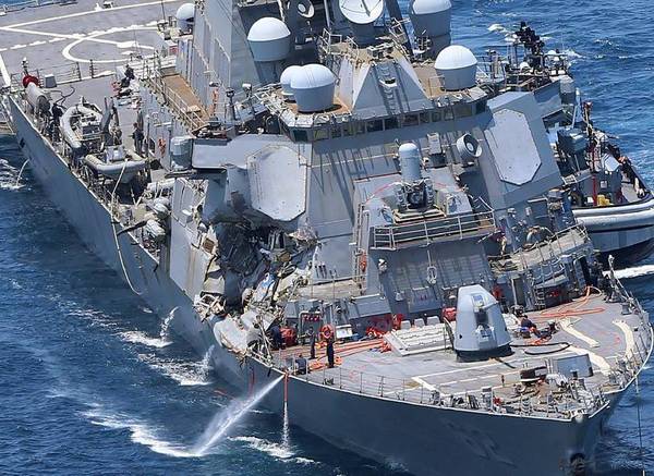 美公布被撞驱逐舰最新照5 美公布被撞驱逐舰最新照5
