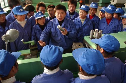 工人工资增速将达到10%2 工人工资增速将达到10%2