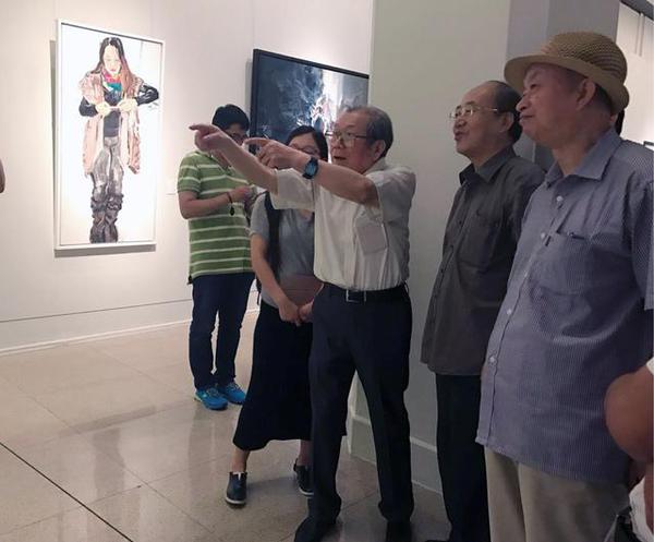 “文脉传薪——2017中国写意油画学派名家研究展”在中国美术馆开幕