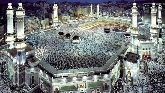 沙特挫败一起针对麦加大清真寺的恐怖袭击 