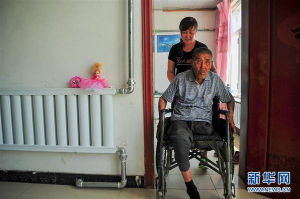 (北疆亮丽风景线·图文互动)(1)“牡丹”在磨难中芬芳