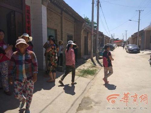 姐弟俩上学途中被劫杀 嫌犯疑与其母亲有感情纠纷