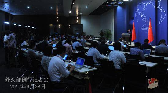 中国施压中石油暂停向朝鲜输送燃油？外交部回应