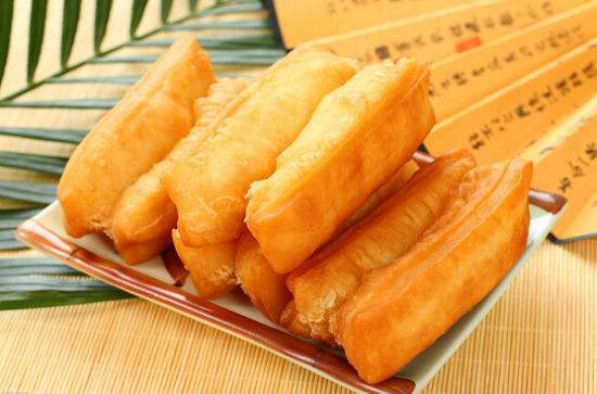 松脆美味的油条竟加了洗衣粉？