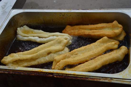 松脆美味的油条竟加了洗衣粉？