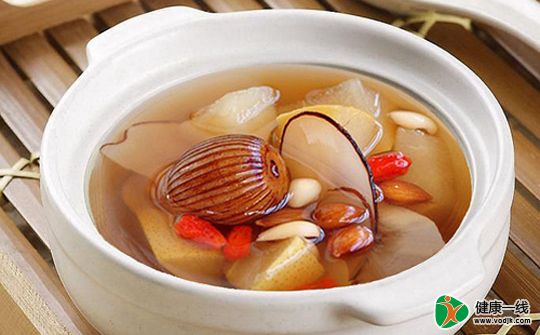 皮肤瘙痒 喝杯杏仁雪梨茶