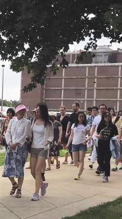 点击进入下一页