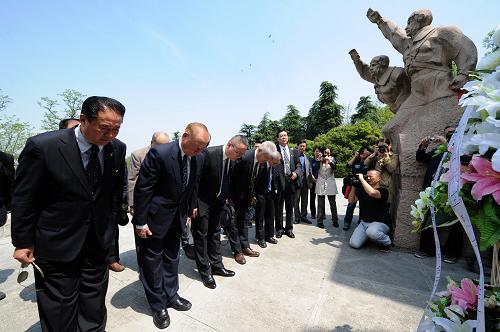 台当局严控退将赴陆，掩耳盗铃守不住“台湾尊严”