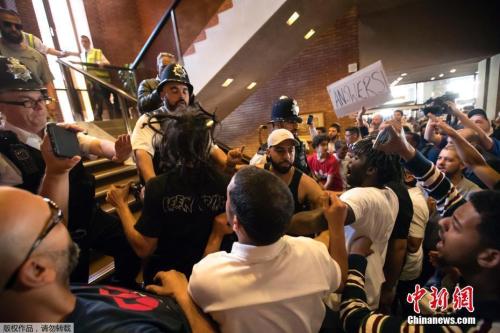 点击进入下一页