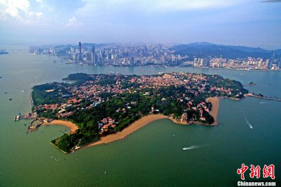 鼓浪屿位于福建省厦门市。<a target='_blank' href='http://www.chinanews.com/' _fcksavedurl='http://www.chinanews.com/'></table>中新社</a>记者 王东明 摄