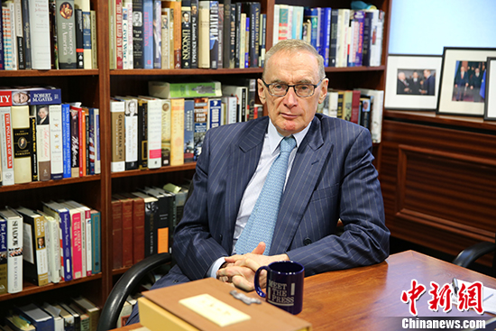 澳大利亚前外长鲍勃·卡尔接受<a target='_blank' href='http://www.chinanews.com/'>中新社</a>记者采访。 <a target='_blank' href='http://www.chinanews.com/'>中新社</a>记者 陶社兰 摄