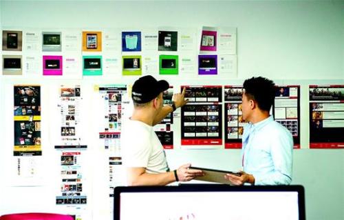 图为HanNation网站和手机APP的界面设计改版是他们目前的工作重点。