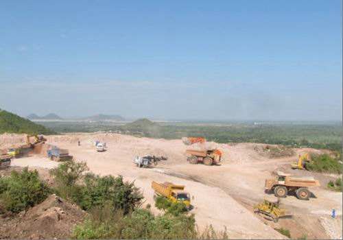 印度陈兵18万难补基建弱势2 印度陈兵18万难补基建弱势2