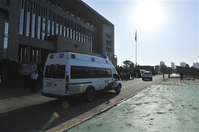 lid77391_b lid77391_b