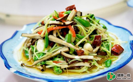 夏季凉拌菜少不了的三种调料