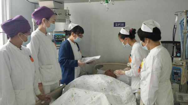 127762545_9_n_1n 127762545_9_n_1n