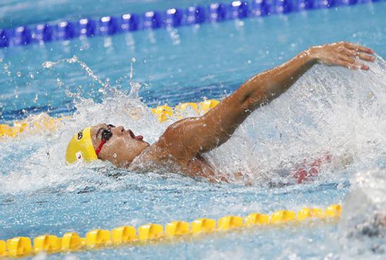 徐嘉余孙杨相拥痛哭：杨哥以后我和你一起扛