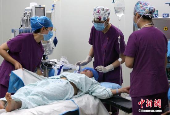 b9da35edbb204c719b4f9a7093cf11d9 b9da35edbb204c719b4f9a7093cf11d9