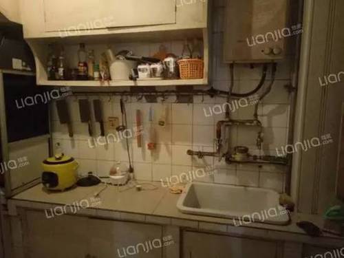 中国首份房奴报告:不仅买不起 也快租不起了!