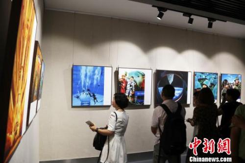 点击进入下一页