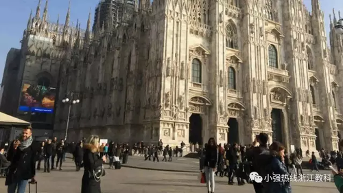 女子浪漫之都邂逅帅气男友 几个月被卷走60多万