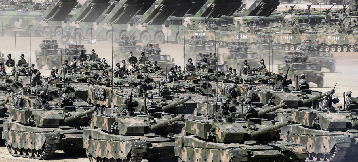    庆祝中国人民解放军建军90周年阅兵举行