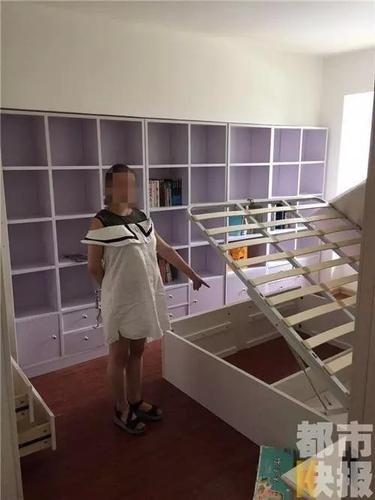 住户房门被撬 翻起床垫发现睡着一名仅着内衣孕妇