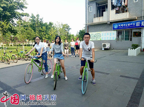 饿了自己开小灶！湖北高校食堂现“共享厨房”