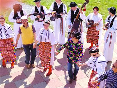 1121466198_15024108317611n 1121466198_15024108317611n