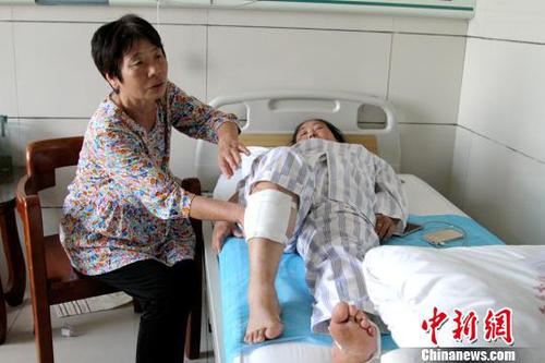 西汉高速事故伤者讲述惊魂时刻：后排座椅全部挤向前面