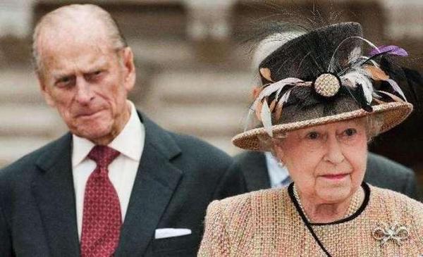 英国女王计划95岁退休
