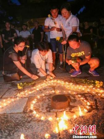 点击进入下一页