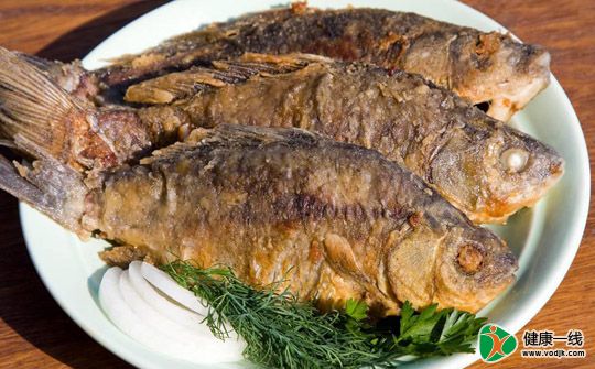 鱼炸着吃不利于心脑血管