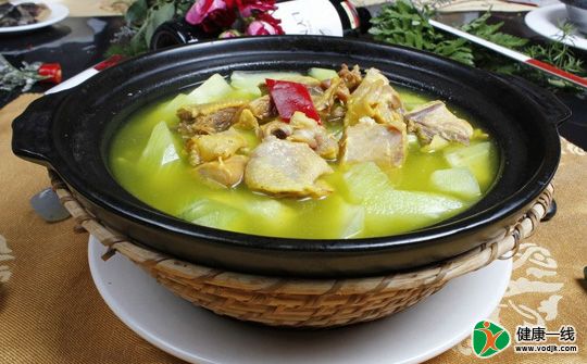 换季易患病 多吃点药用菜