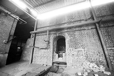 北京叫停700年非遗皇家琉璃生产:因烧煤不环保