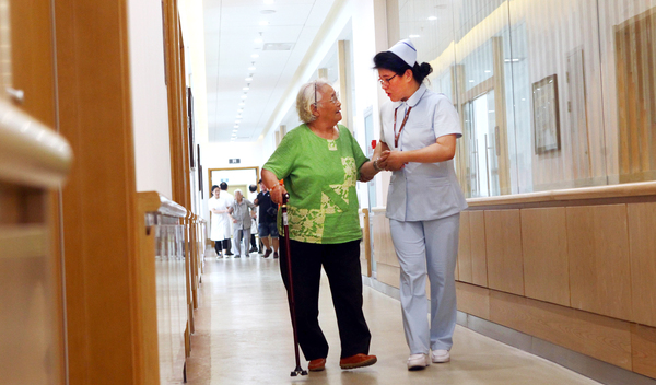 人到老年，会格外渴望得到真诚、专业的心灵呵护服务。