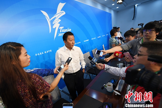 8月27日，第十三届全运会新闻发布会上，国家体育总局副局长李颖川表示，希望这是一届“干干净净”的全运会。 天津全运会开幕前夕，赛风赛纪问题再次受到外界关注。李颖川指出，国家体育总局在本届全运会已经结束的比赛中共计派出了五个督导组进行赛风赛纪监督，一经发现问题立即严肃处理。<a target='_blank' href='http://www.chinanews.com/'>中新社</a>记者 武俊杰 摄