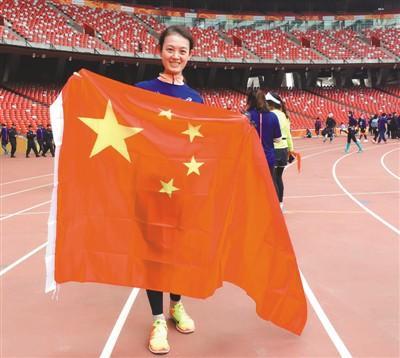 女子29岁成为北大博导 能跑马拉松会做蛋糕裱花