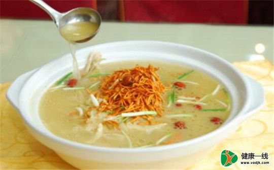 金针菇瘦肉汤能降脂排毒