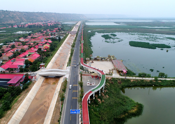  陕西沿黄公路惠及沿线群众