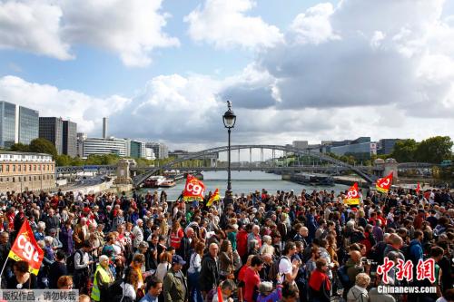 点击进入下一页