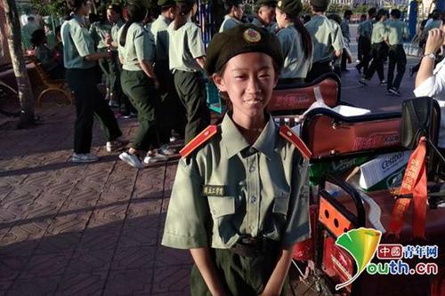 女孩读私塾10岁考上大专 父亲:好事!能省8年抚养费