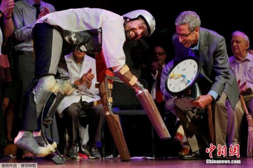 点击进入下一页